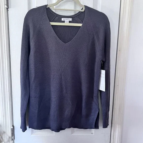 Athleta Hanover V-Neck Sweater S NWT in Plum - Picture 3 of 10